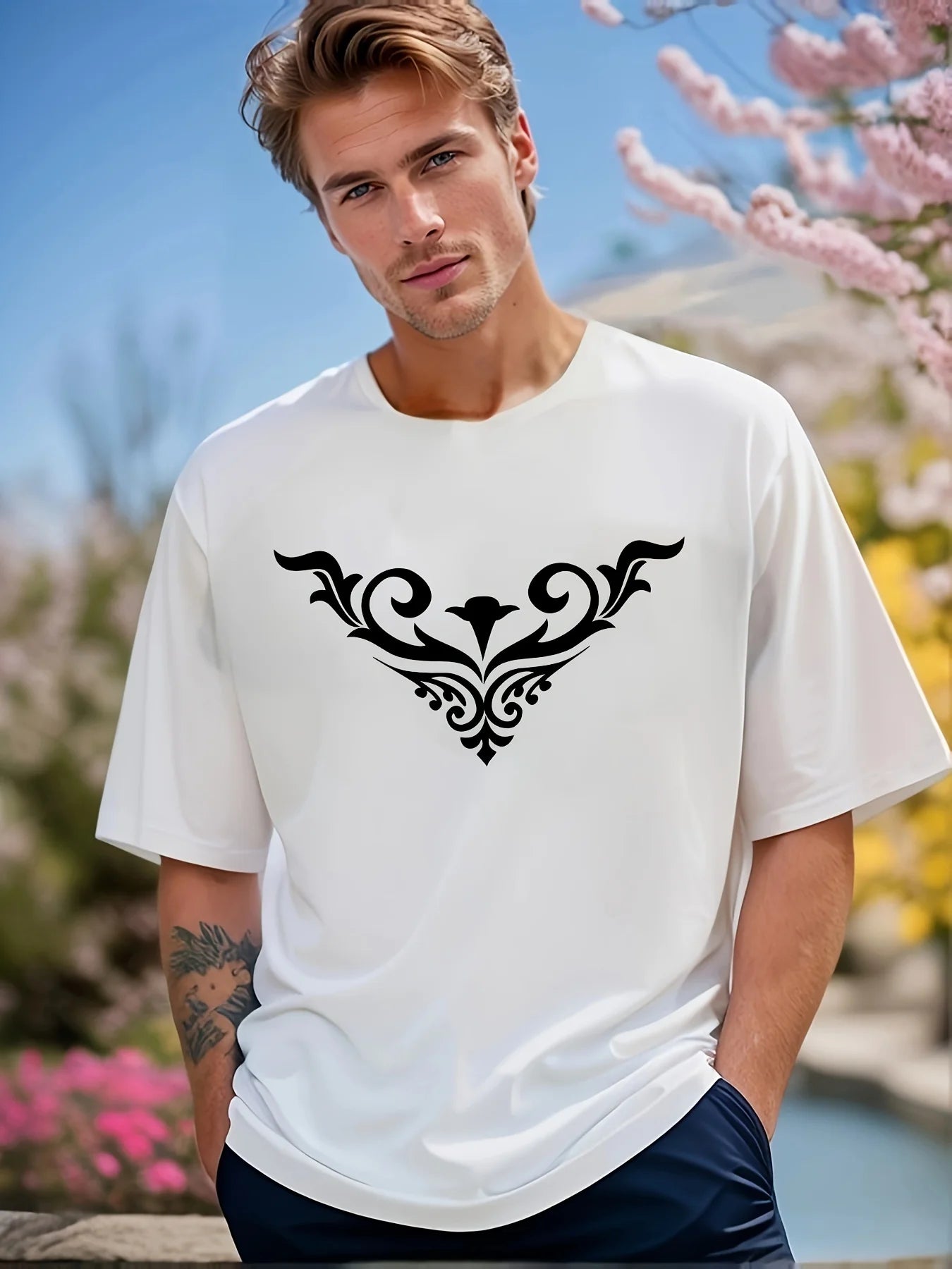 casual short-sleeved crew neck T-shirt